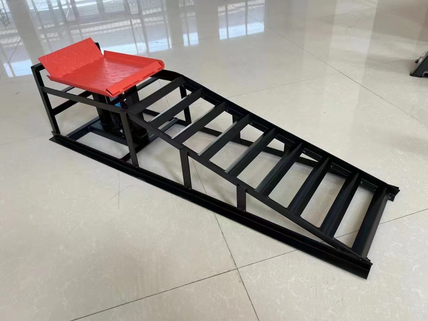 Ramp Mobil Hidrolik Portabel u - Hydraulic Car Lift ulasan dan harga